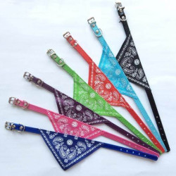 Collar con bandana grande